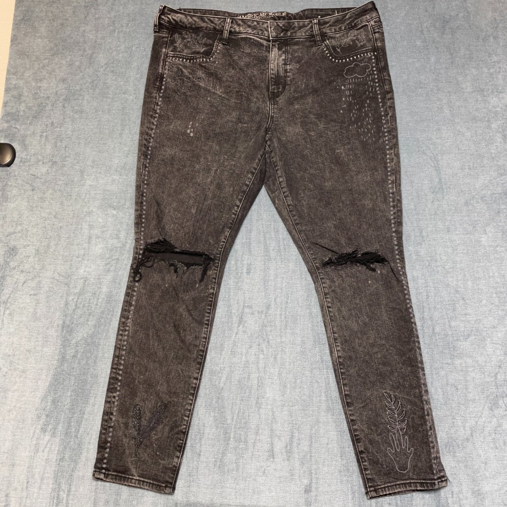American Eagle Outfitters Jeans Womens 40x31 Gray Denim Distressed Embroidered